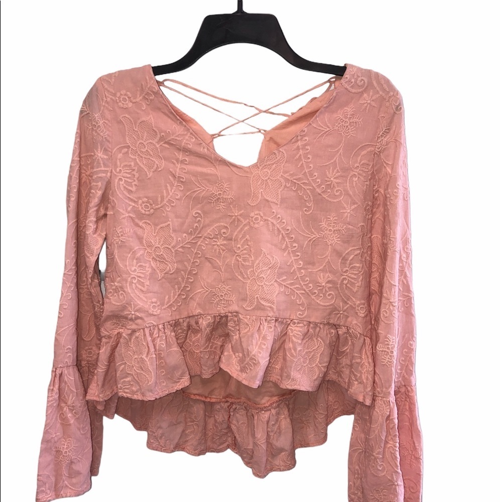 Blush Noir Size medium peach embroidered top
